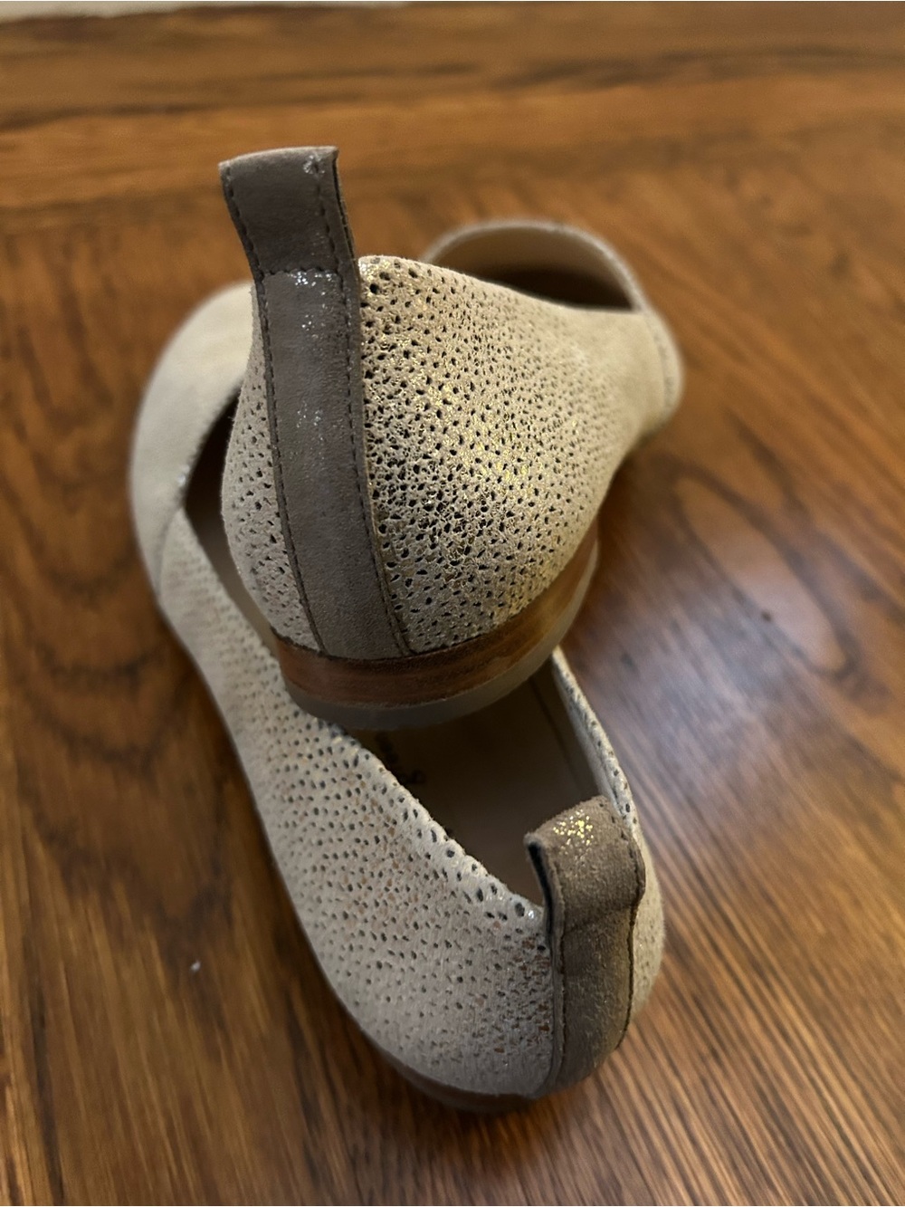 Paul Green Nubuck Almond Toe Slip-on Flats Loafer Metallic Light Gold 9 US EUC - Picture 9 of 10